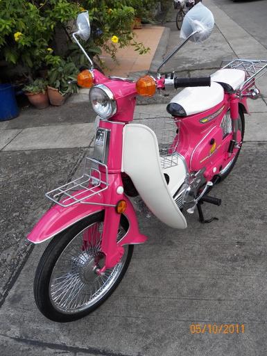 C90..สีชมพู..(คันที่5)..ปัดเงาล้อฝาครอบเครื่อง..ทะเบียนโอน..18500 